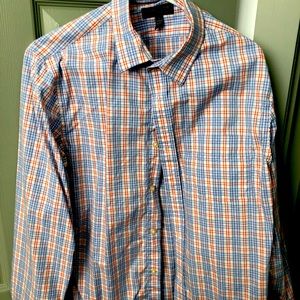 Mens large banana republic non iron tailored slim fit.